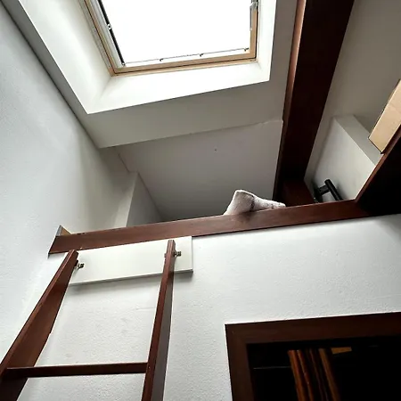 Cozy Penthouse In Old Town * Bratysława