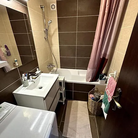 דירה Cozy Penthouse In Old Town